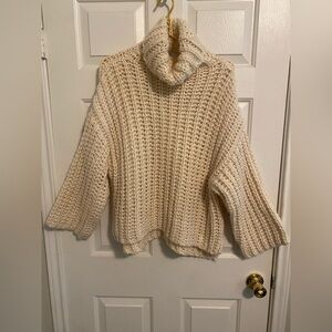 Cozy Zara Chunky Cream Turtleneck Sweater with Flared Sleeves size S